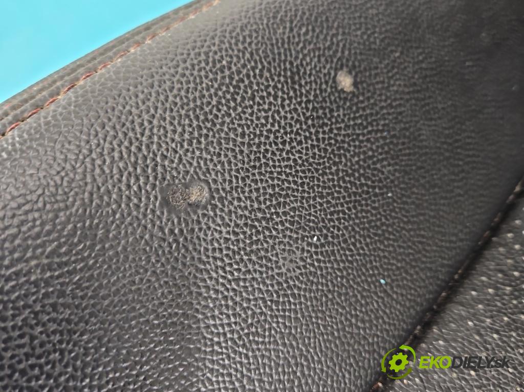 Dodge Caravan V 2007-2020 3.6 V6 automatic 211 kW 3605 cm3 5- Sedačka ľavý  (Sedačka, sedadlo)