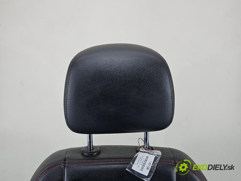 Dodge Caravan V 2007-2020 3.6 V6 automatic 211 kW 3605 cm3 5- Sedačka pravý  (Sedačka, sedadlo)