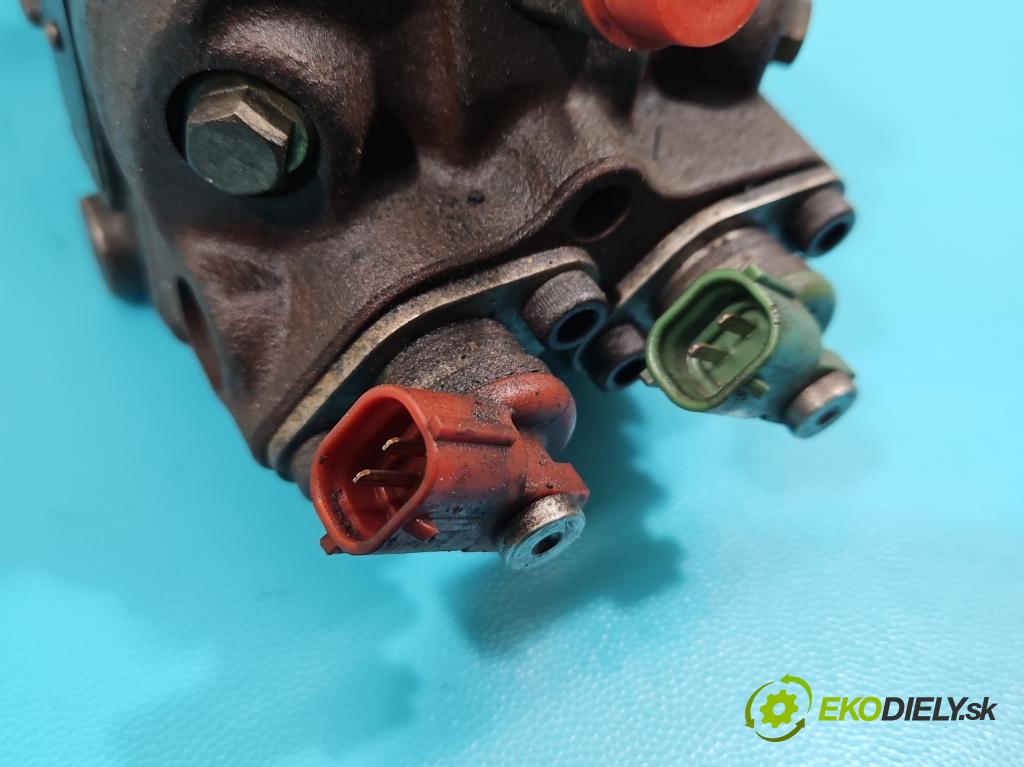 Toyota Corolla Verso I 2001-2004 2.0 D4D 90 HP manual 66 kW 1995 cm3 5- čerpadlo vstrekovacia 22100-27010 (Vstrekovacie čerpadlo)