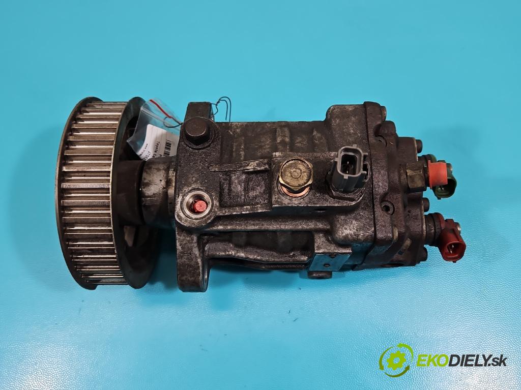 Toyota Corolla Verso I 2001-2004 2.0 D4D 90 HP manual 66 kW 1995 cm3 5- čerpadlo vstrekovacia 22100-27010 (Vstrekovacie čerpadlo)