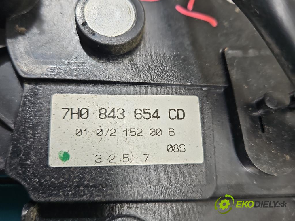Vw Transporter T5 2003-2015 1.9 tdi 84KM manual 62 kW 1896 cm3 5- zámek zadní pravý 7H0843654CD