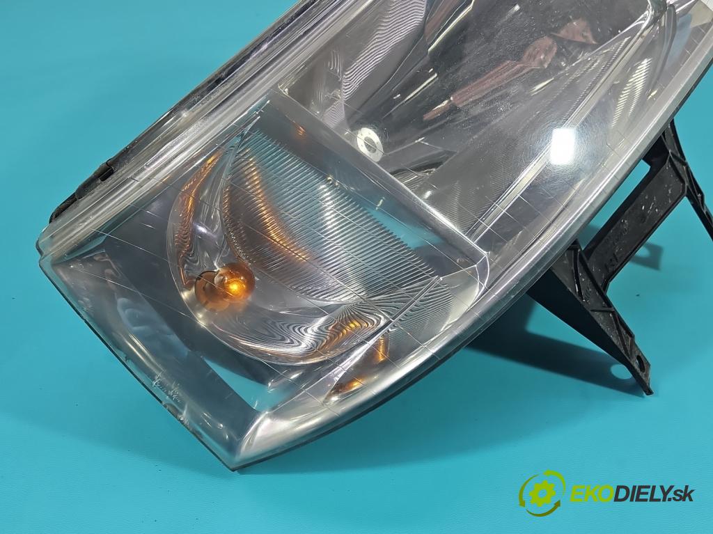 Vw Transporter T5 2003-2015 1.9 tdi 84KM manual 62 kW 1896 cm3 5- Reflektor: pravý 7H1941016N (Svetlo predné pravé)