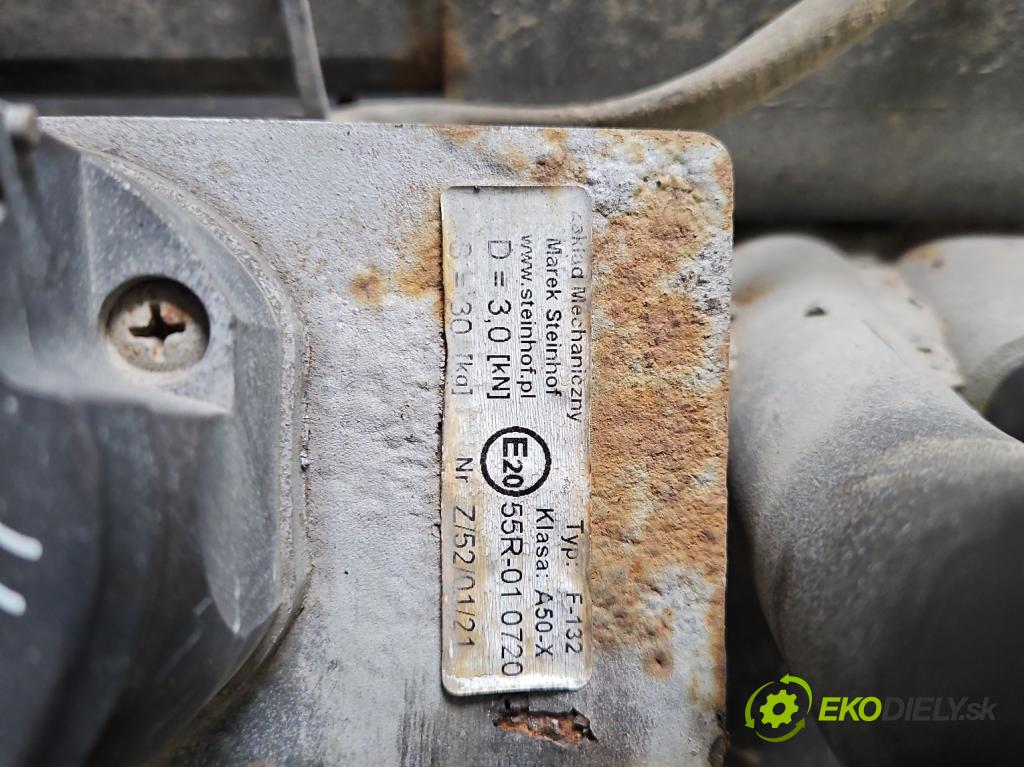Fiat Seicento 1.1 54 HP manual 40 kW 1108 cm3 3- Hák: vlečení:  (Ťažné zariadenie)