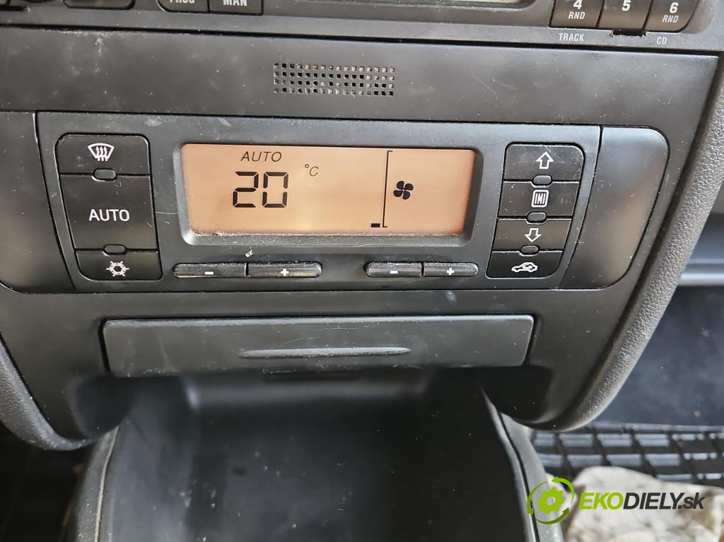 Seat Leon I 1999-2005 1.6 16V 105 HP manual 77 kW 1598 cm3 5- panel kúrenia 1M0820043E