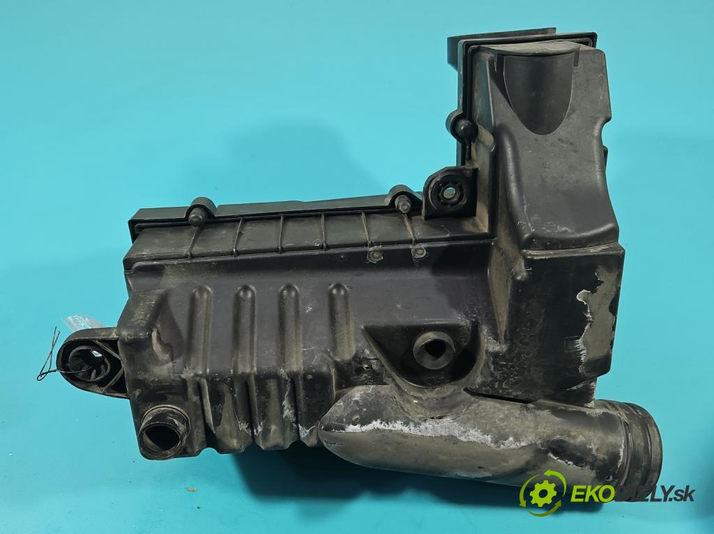 Seat Altea 1.9 tdi 105 HP manual 77 kW 1896 cm3 5- obal filtra vzduchu 3C0129607BA (Obal filtra vzduchu)