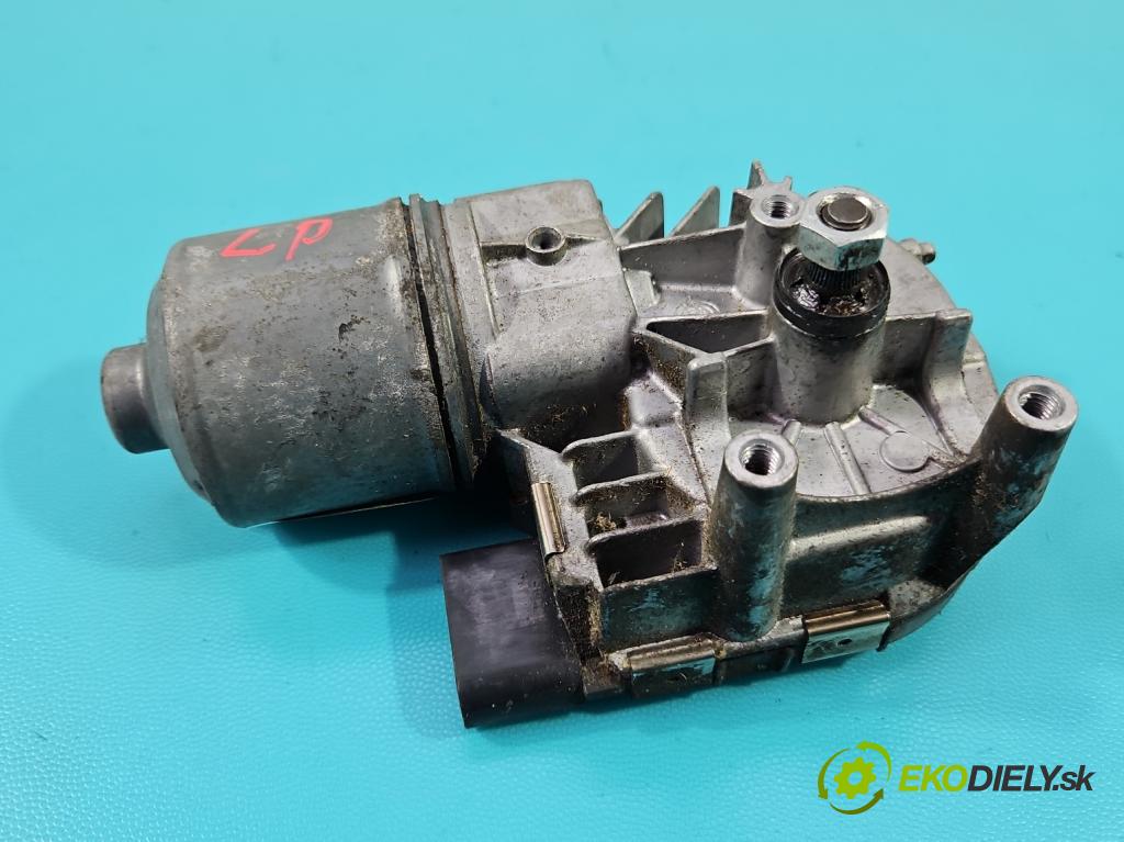 Seat Altea 1.9 tdi 105 hp manual 77 kW 1896 cm3 5- motor stěračů přední 5P0955119C