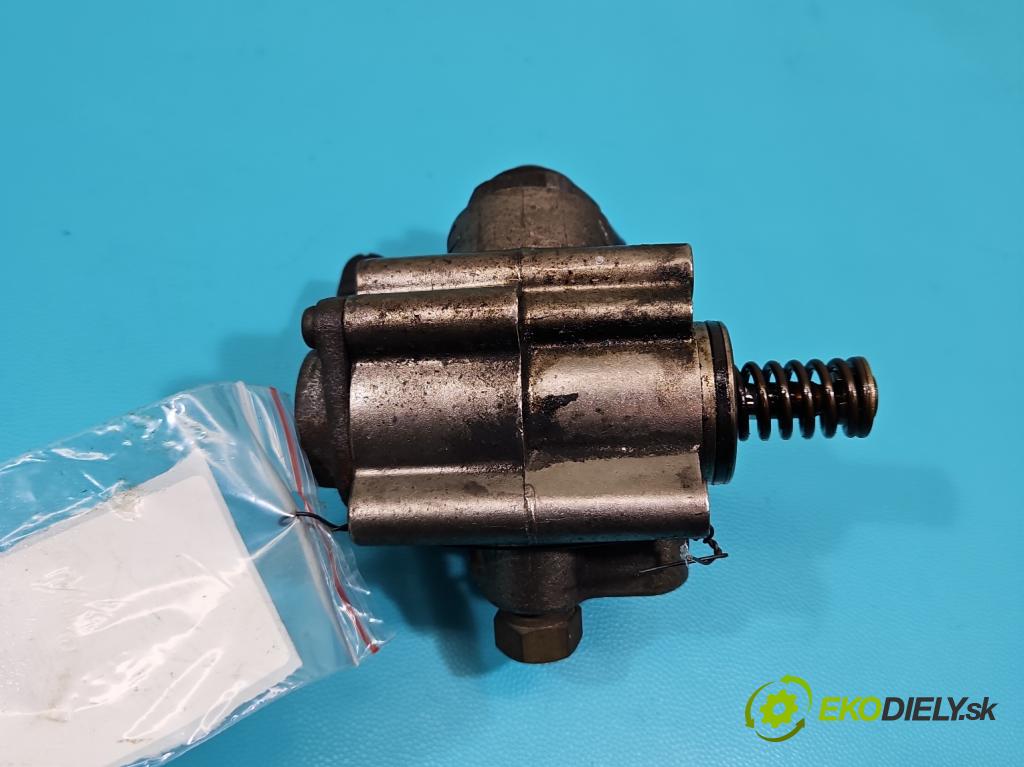 Audi A3 8P 2003-2012 2.0 FSI 150 hp manual 110 kW 1984 cm3 3- čerpadlo paliva 06F127025D