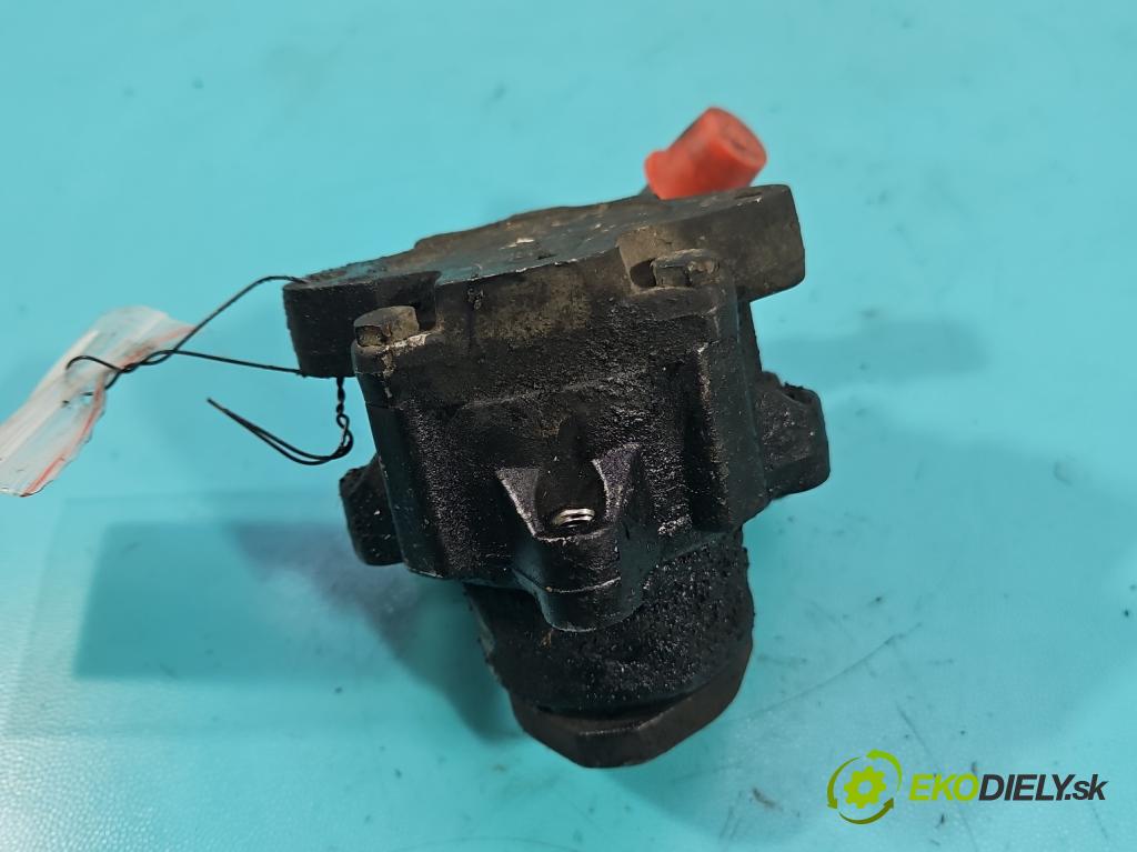 Vw Transporter T5 2003-2015 1.9 tdi 84KM manual 62 kW 1896 cm3 5- čerpadlo posilovač  (Servočerpadlo, pumpa riadenia)