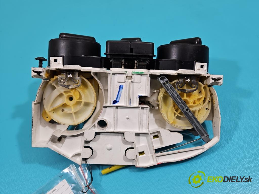 Vw New Beetle 1998-2010 2.0 8V 116 HP manual 85 kW 1984 cm3 3- panel kúrenia 1C0820045D