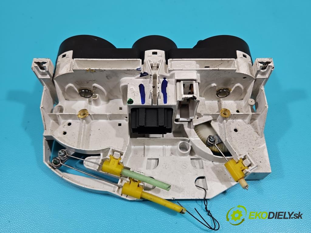 Vw New Beetle 1998-2010 2.0 8V 116 HP manual 85 kW 1984 cm3 3- panel kúrenia 1C0820045D