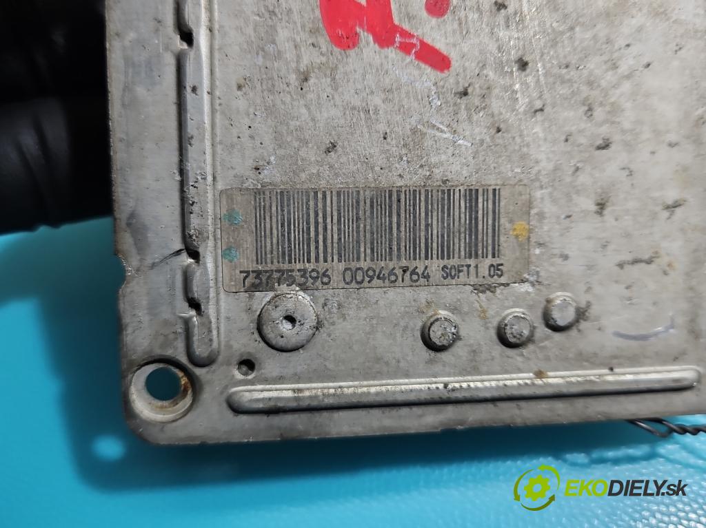 Renault Laguna II 2001-2007 1.8 16V 121KM manual 89 kW 1783 cm3 5- střídač: xenon 73930912 (Riadiaca jednotka xenónu)