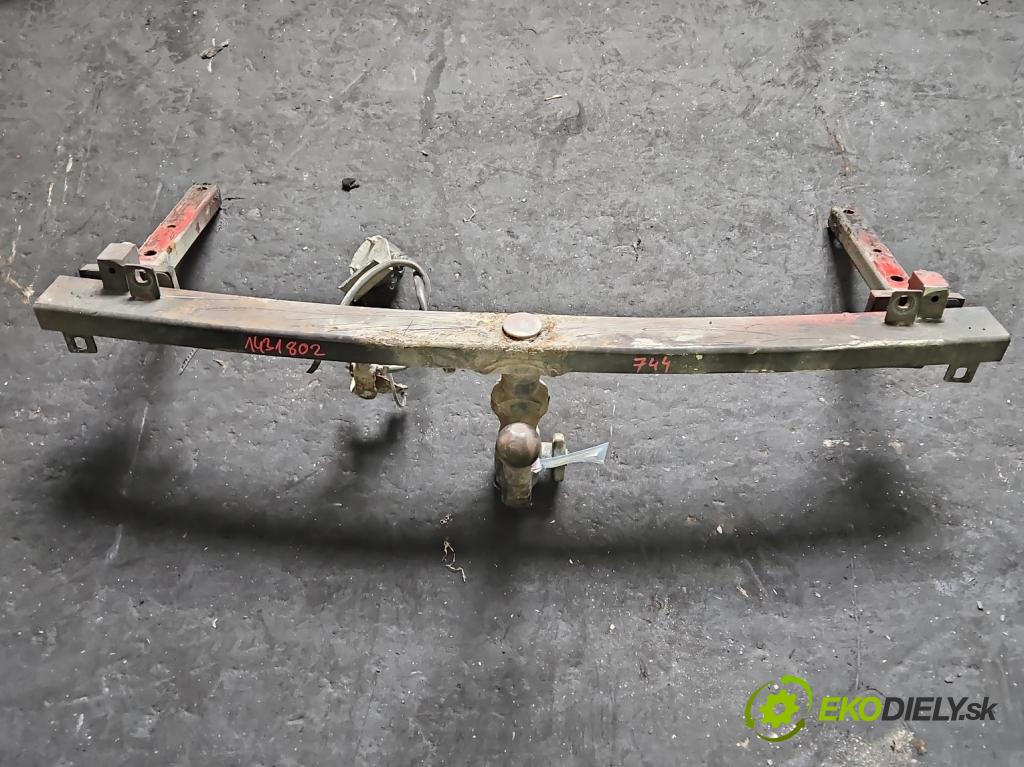 Audi A4 B5 1994-2001 1.9 tdi 90 hp manual 66 kW 1896 cm3 4- oko tažné  (Tažná zařízení)