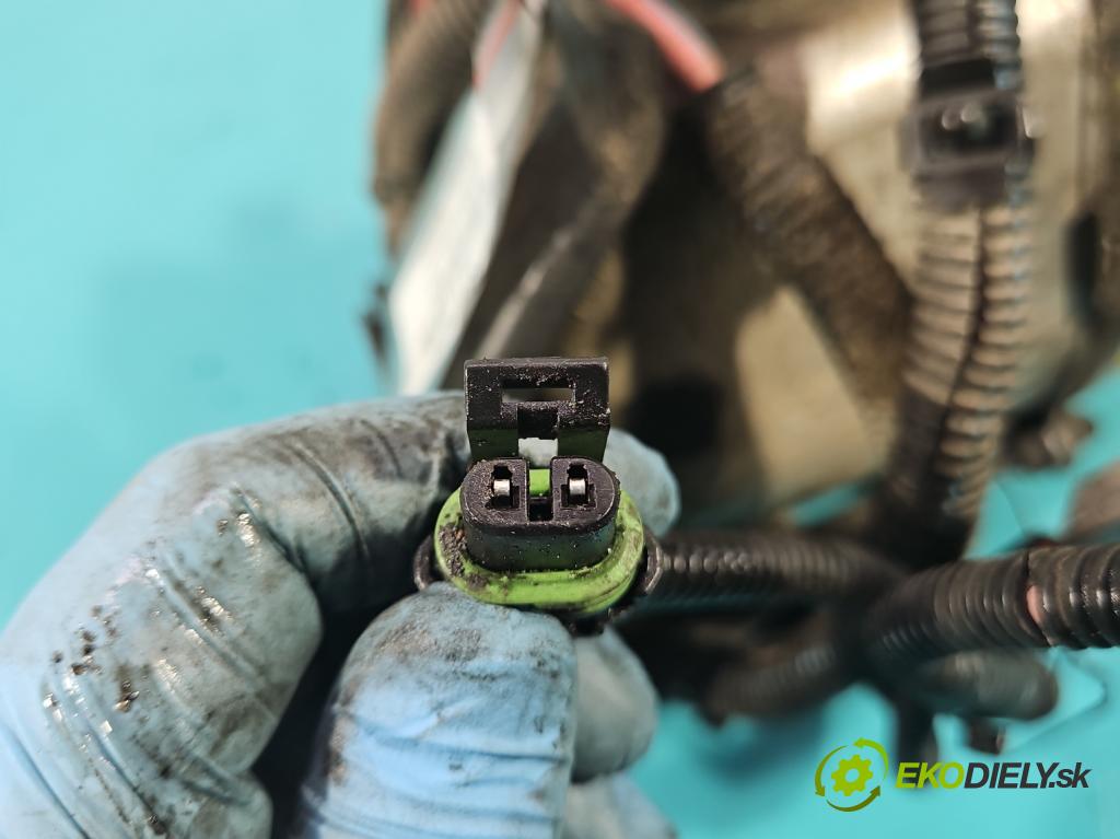 Opel Astra II 1998-2009 2.0 DTL 82 HP manual 60 kW 1994 cm3 5- čerpadlo posilovač 9156554 (Servočerpadlo, pumpa riadenia)