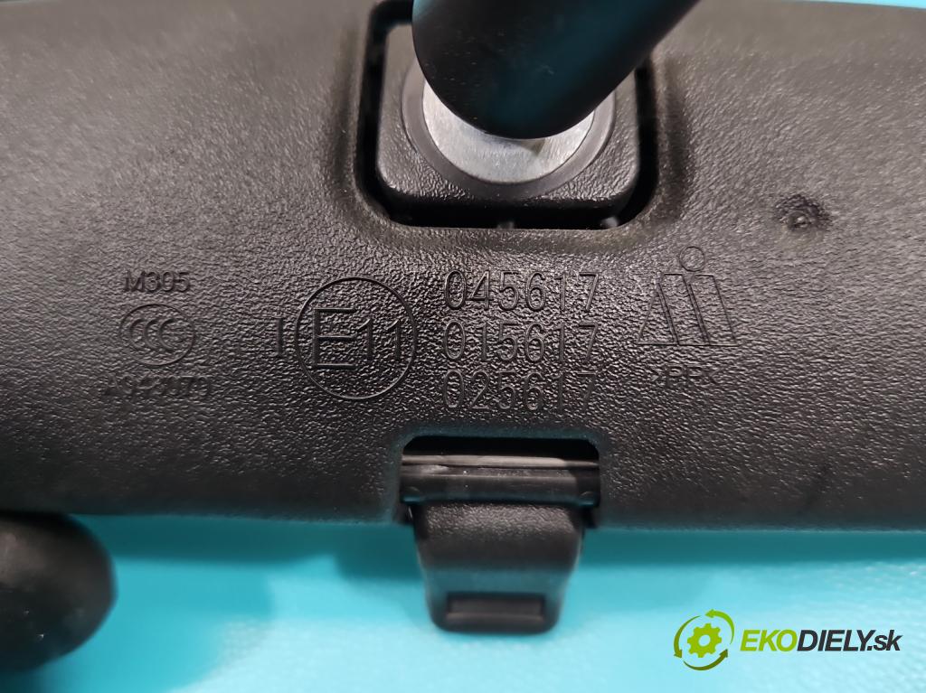 Suzuki Vitara II 2015- 1.6 16V 120 hp automatic 88 kW 1586 cm3 5- zpětné zrcátko vnitřní E11045617 (Světla vnitřní)