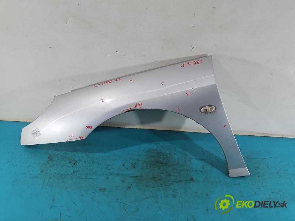 Peugeot 407 2.0 hdi 136hp manual 100 kW 1997 cm3 5- blatnik přední levý  (Predné ľavé)