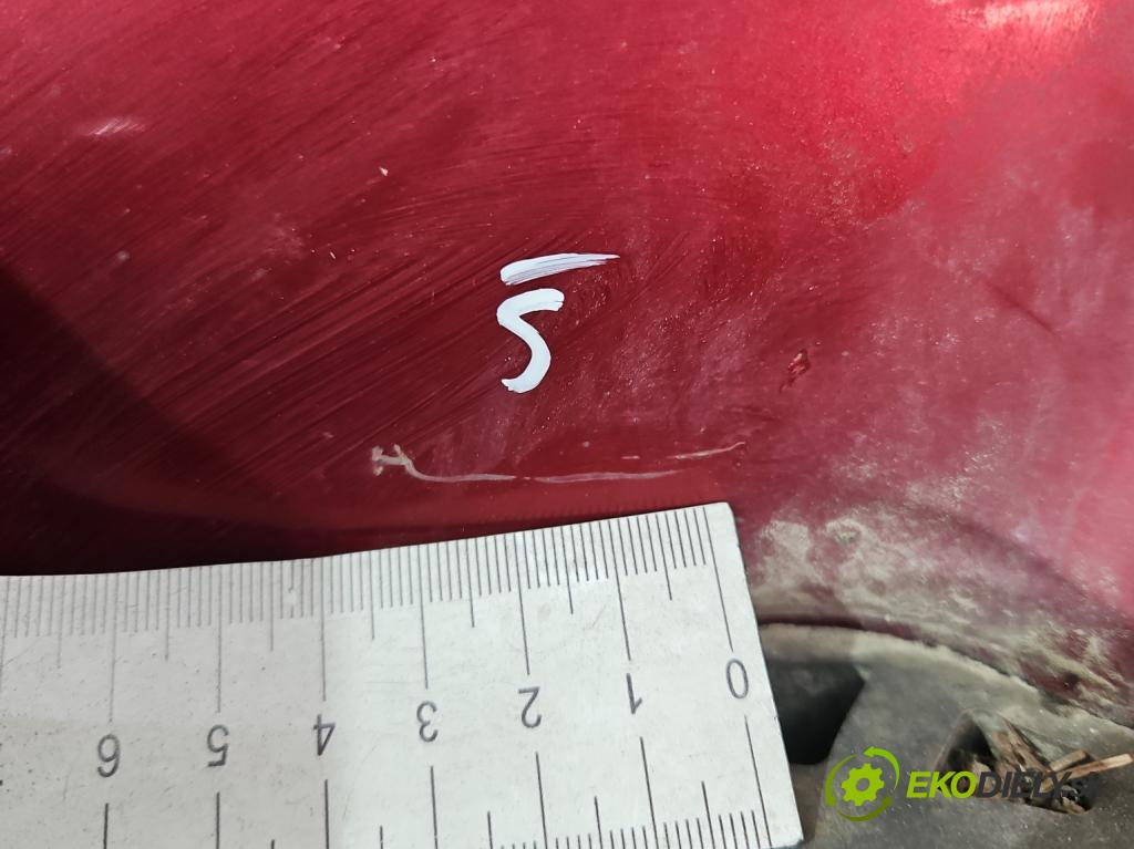 Land rover Freelander I 1998-2006 1.8 16V 120 hp manual 88 kW 1795 cm3 5- zadní kufrové dveře  (Zadní kapoty)