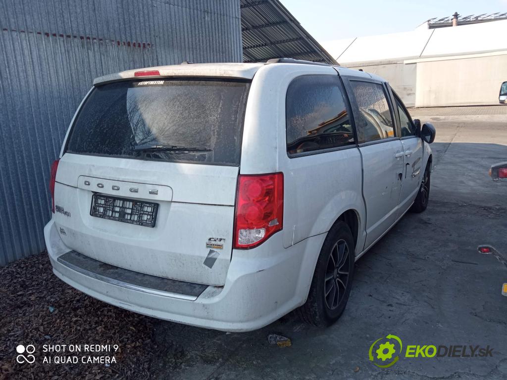 Dodge Caravan V 2007-2020 3.6 V6 automatic 211 kW 3605 cm3 5- nárazník zadní  (Ostatné)