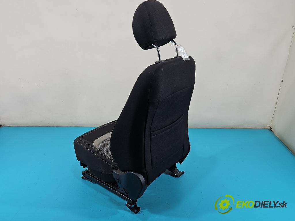 Kia Ceed II 2012-2018 1.6 GDI 135 HP automatic 99 kW 1591 cm3 5- Sedačka pravý  (Sedačka, sedadlo)