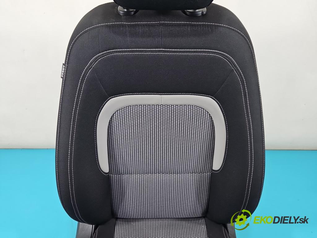 Kia Ceed II 2012-2018 1.6 GDI 135 HP automatic 99 kW 1591 cm3 5- Sedačka pravý  (Sedačka, sedadlo)