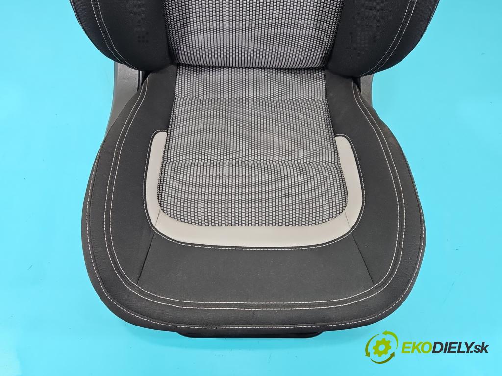 Kia Ceed II 2012-2018 1.6 GDI 135 HP automatic 99 kW 1591 cm3 5- Sedačka pravý  (Sedačka, sedadlo)