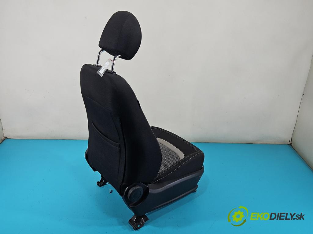 Kia Ceed II 2012-2018 1.6 GDI 135 HP automatic 99 kW 1591 cm3 5- Sedačka pravý  (Sedačka, sedadlo)