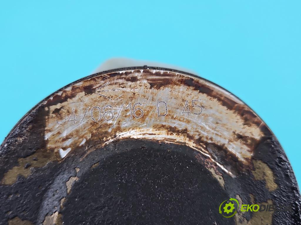 Volvo V50 2.4 20V 170 HP manual 125 kW 2435 cm3 5- piest B5244 (Piest)