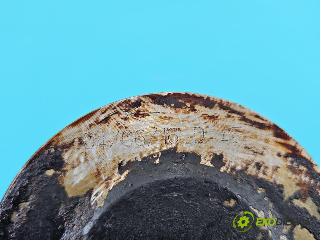 Volvo V50 2.4 20V 170 HP manual 125 kW 2435 cm3 5- piest B5244 (Piest)