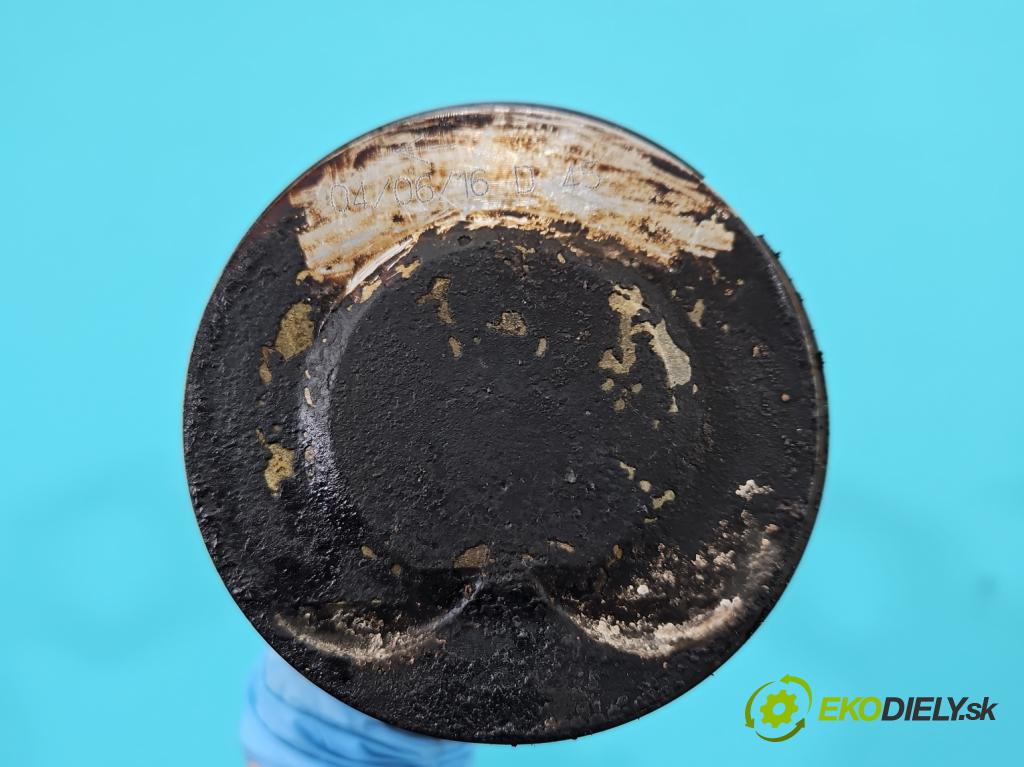 Volvo V50 2.4 20V 170 HP manual 125 kW 2435 cm3 5- piest B5244 (Piest)