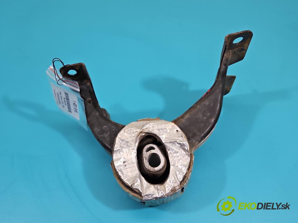 Dodge Caravan V 2007-2020 3.6 V6 automatic 211 kW 3605 cm3 5- airbag motora P05273893AF (Držiak motora)