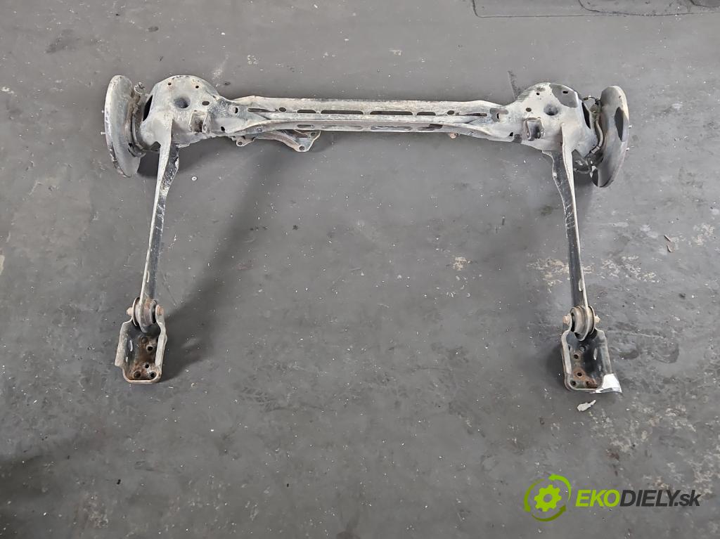 Dodge Caravan V 2007-2020 3.6 V6 automatic 211 kW 3605 cm3 5- zadní výztuha  (Výztuhy zadní)