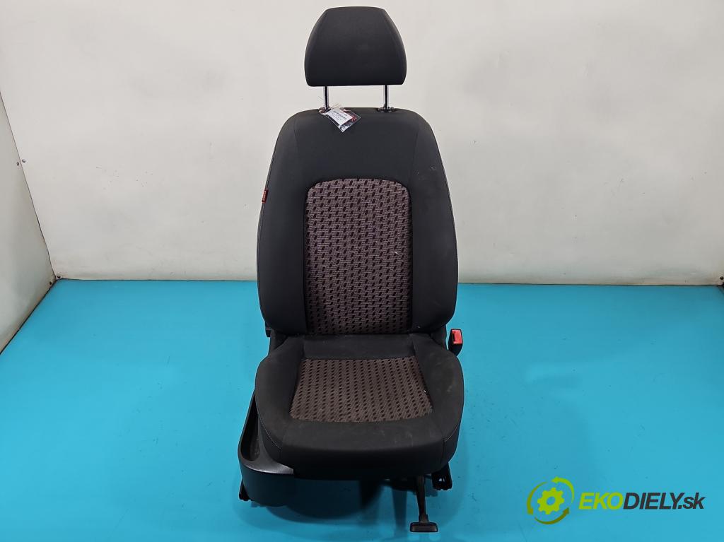 Seat Ibiza IV 6J 2008-2017 1.6 tdi 90 HP manual 66 kW 1598 cm3 5- Sedačka pravý  (Sedačka, sedadlo)