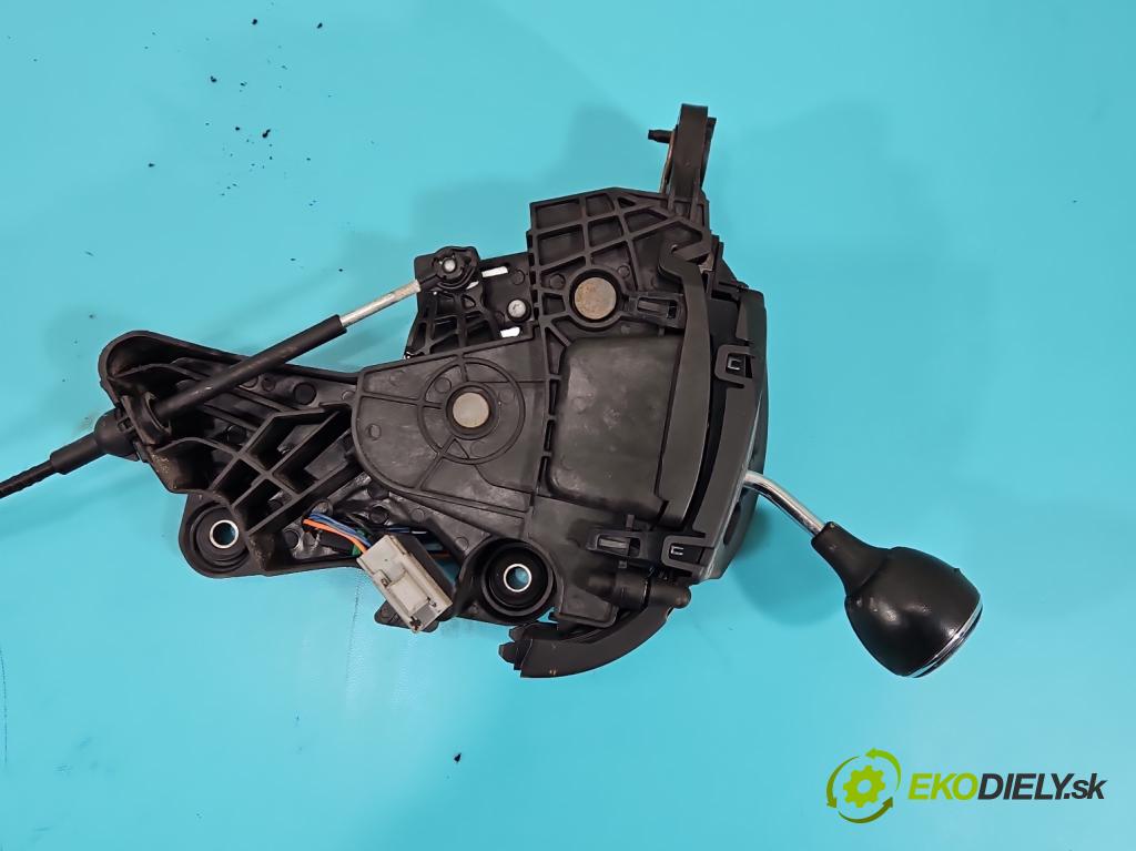 Dodge Caravan V 2007-2020 3.6 V6 automatic 211 kW 3605 cm3 5- Páka: Změny: stupeň,rýchlosť P1UC34DX9AF (Rýchlostná páka (kulisa))