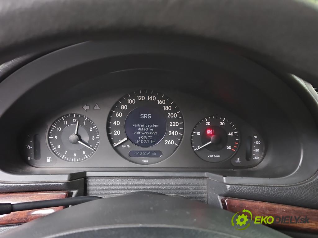 Mercedes E W211 2002-2009 2,2.0 cdi 122 HP manual 90 kW 2148 cm3 4- prístrojovka/ budíky A2115405511 (Prístrojová doska, displej)