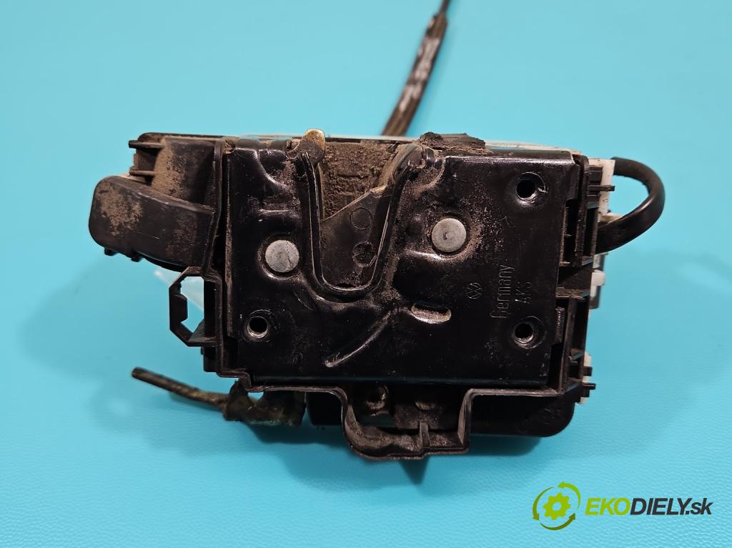 Seat Ibiza II 6K 1993-2002 1.4 mpi 60 HP manual 44 kW 1390 cm3 5- zámok predné ľavý