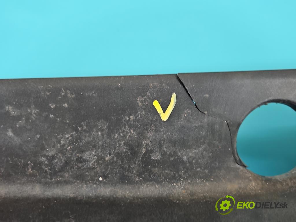 Kia Ceed II 2012-2018 1.6 GDI 135 HP automatic 99 kW 1591 cm3 5- torpédo  (Torpédo (plast pod čelným sklom))