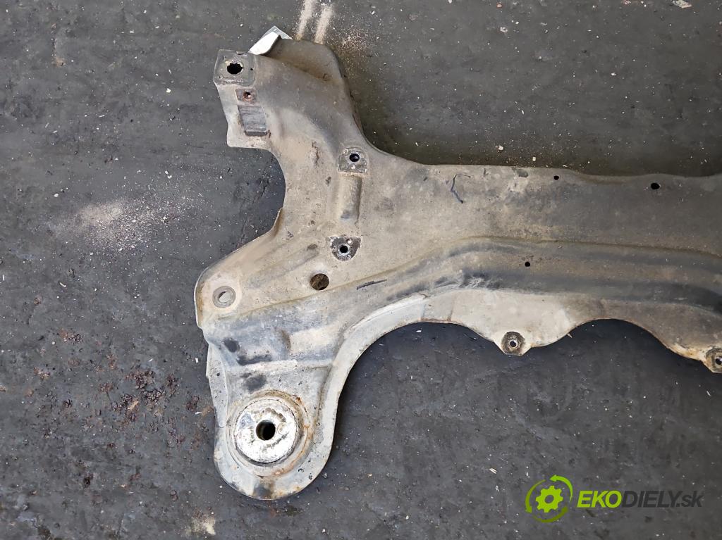 Seat Leon I 1999-2005 1.6 16V 105 HP manual 77 kW 1598 cm3 5- výstuha motora