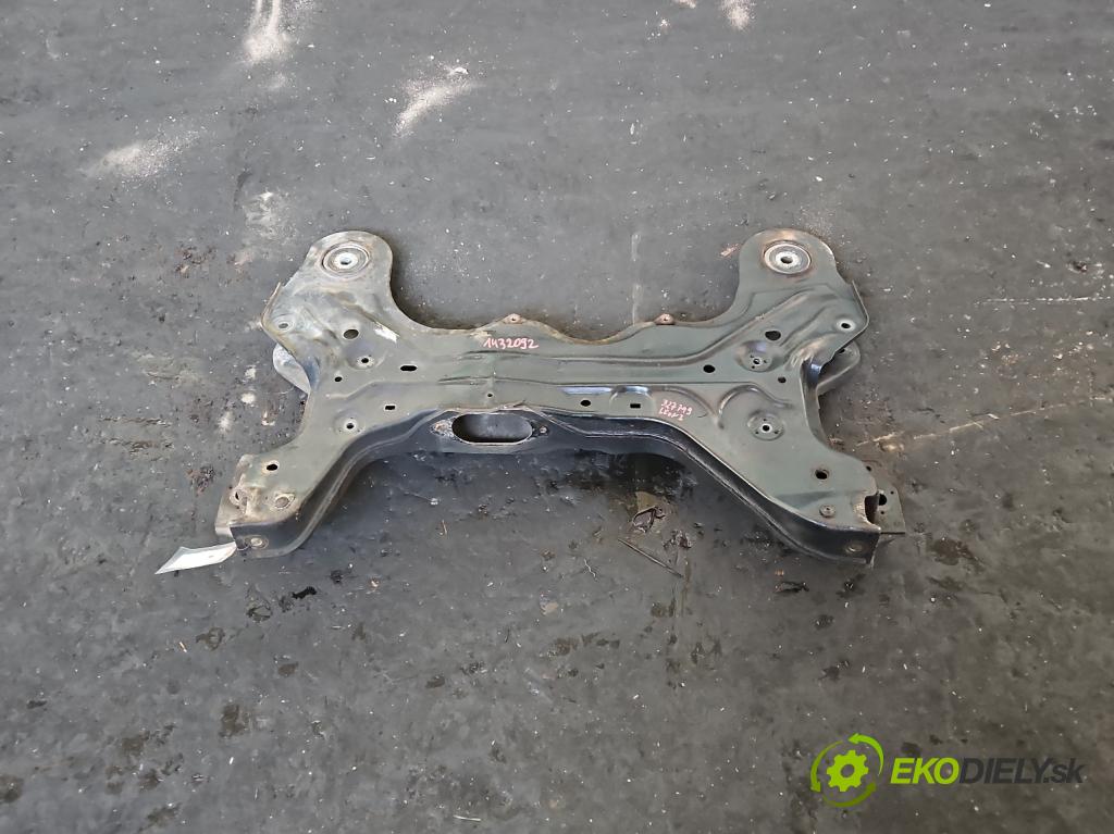 Seat Leon I 1999-2005 1.6 16V 105 HP manual 77 kW 1598 cm3 5- výstuha motora