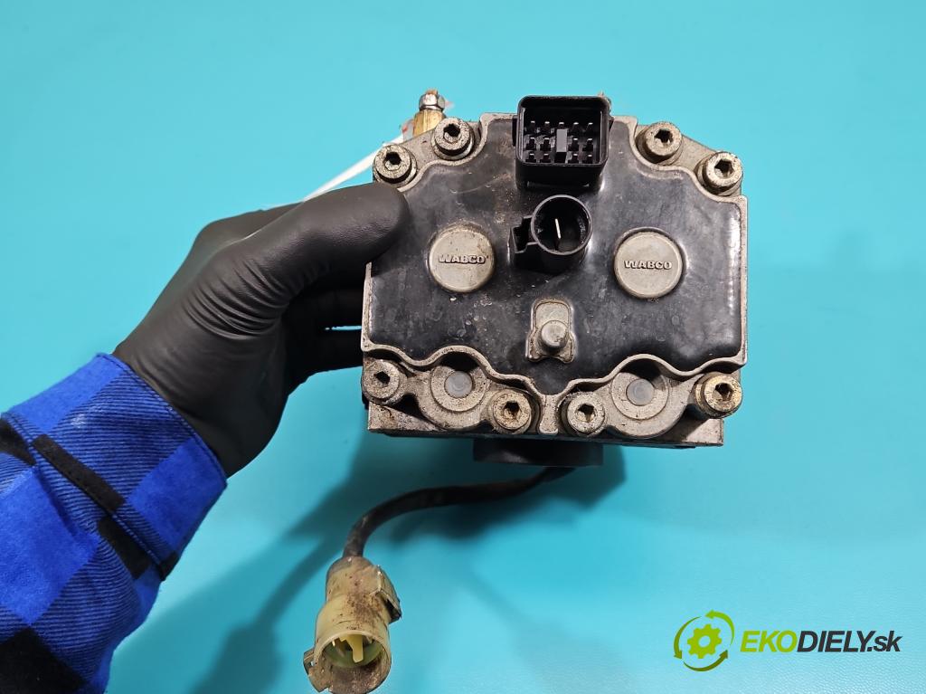 Land rover Freelander I 1998-2006 1.8 16V 120 HP manual 88 kW 1795 cm3 5- čerpadlo abs 4784070300 (Pumpa ABS)