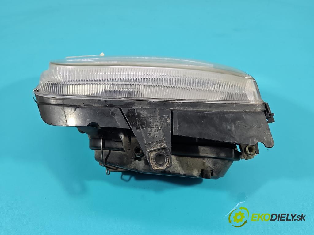 Vw Polo III 6N 1994-2001 1.0 mpi 50KM manual 37 kW 999 cm3 3- Reflektor: pravý  (Pravé)
