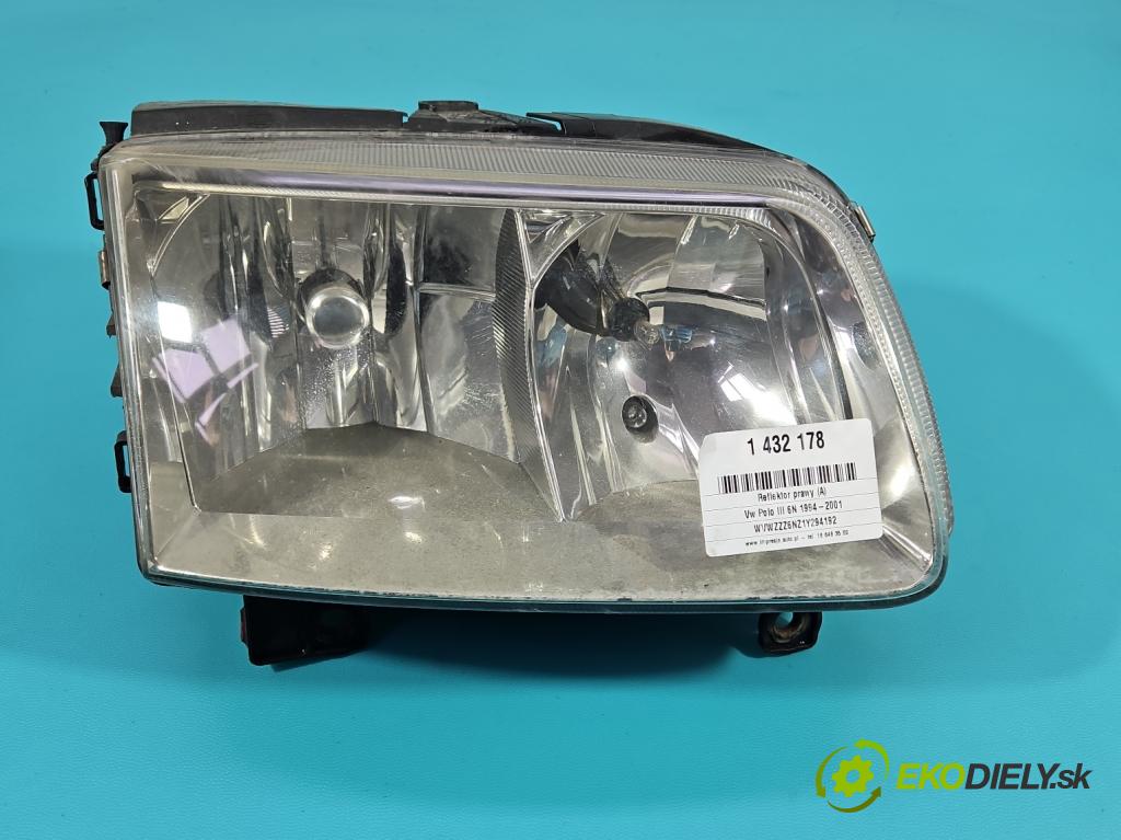 Vw Polo III 6N 1994-2001 1.0 mpi 50KM manual 37 kW 999 cm3 3- Reflektor: pravý  (Pravé)