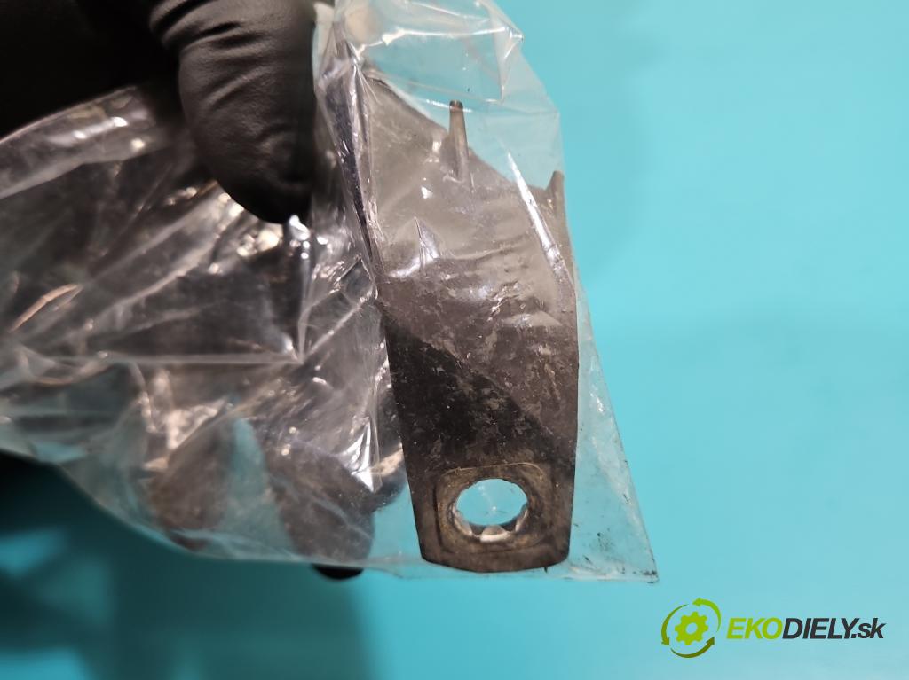 Seat Ibiza IV 6J 2008-2017 1.6 tdi 90 HP manual 66 kW 1598 cm3 5- Reflektor: pravý 6J1941006D (Pravé)