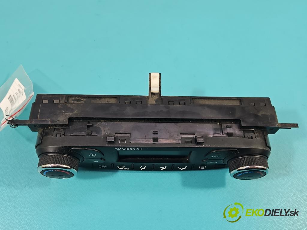 Kia Ceed II 2012-2018 1.6 crdi 110 HP manual 81 kW 1582 cm3 5- panel kúrenia 97250-A2200