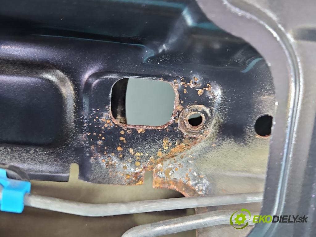 Hyundai Santa Fe II 2006-2012 2.2 CRDI 150 hp automatic 110 kW 2188 cm3 5- zadní kufrové dveře  (Zadní kapoty)