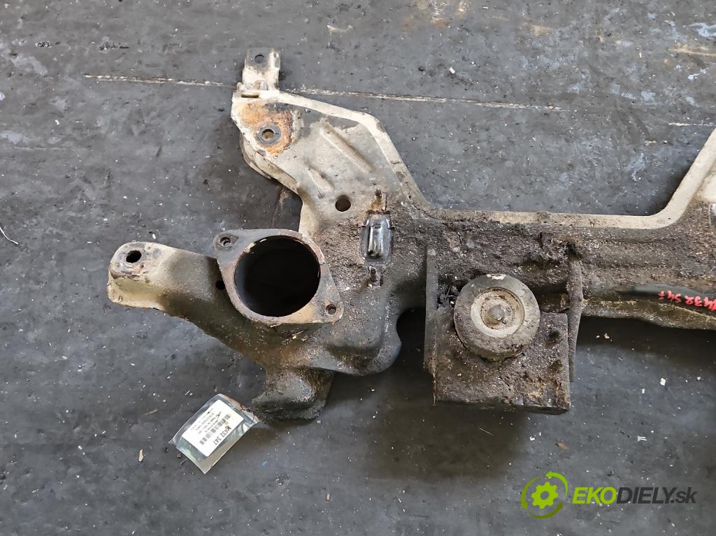 Vw Passat B4 1993-1997 1.9 tdi 90 HP manual 66 kW 1896 cm3 5- výstuha motora
