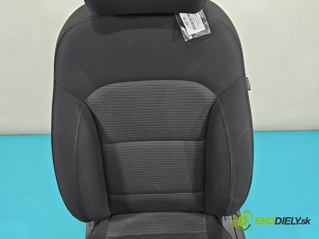 Hyundai Elantra VI 2015-2020 1.6 16V 128 HP manual 93,8 kW 1591 cm3 4- Sedačka ľavý  (Sedačka, sedadlo)