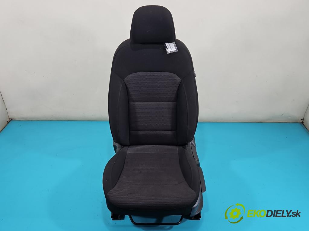 Hyundai Elantra VI 2015-2020 1.6 16V 128 HP manual 93,8 kW 1591 cm3 4- Sedačka ľavý  (Sedačka, sedadlo)