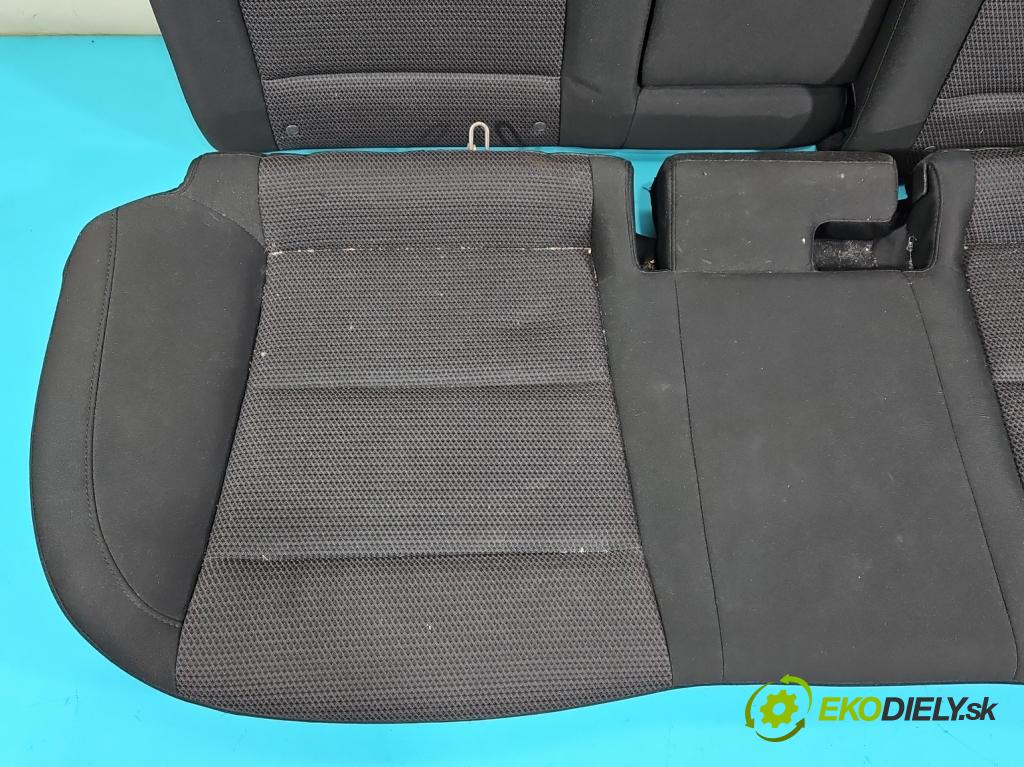 Hyundai Elantra VI 2015-2020 1.6 16V 128 HP manual 93,8 kW 1591 cm3 4- Pohovka: zadné  (Sedačka, sedadlo)