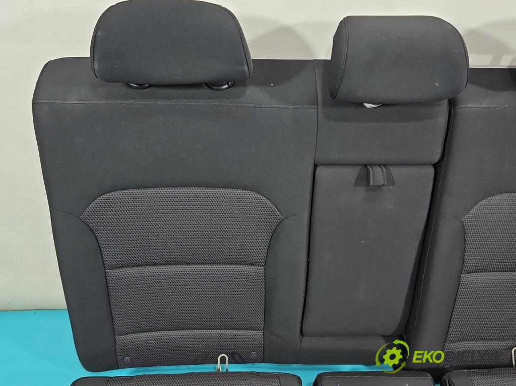 Hyundai Elantra VI 2015-2020 1.6 16V 128 HP manual 93,8 kW 1591 cm3 4- Pohovka: zadné  (Sedačka, sedadlo)