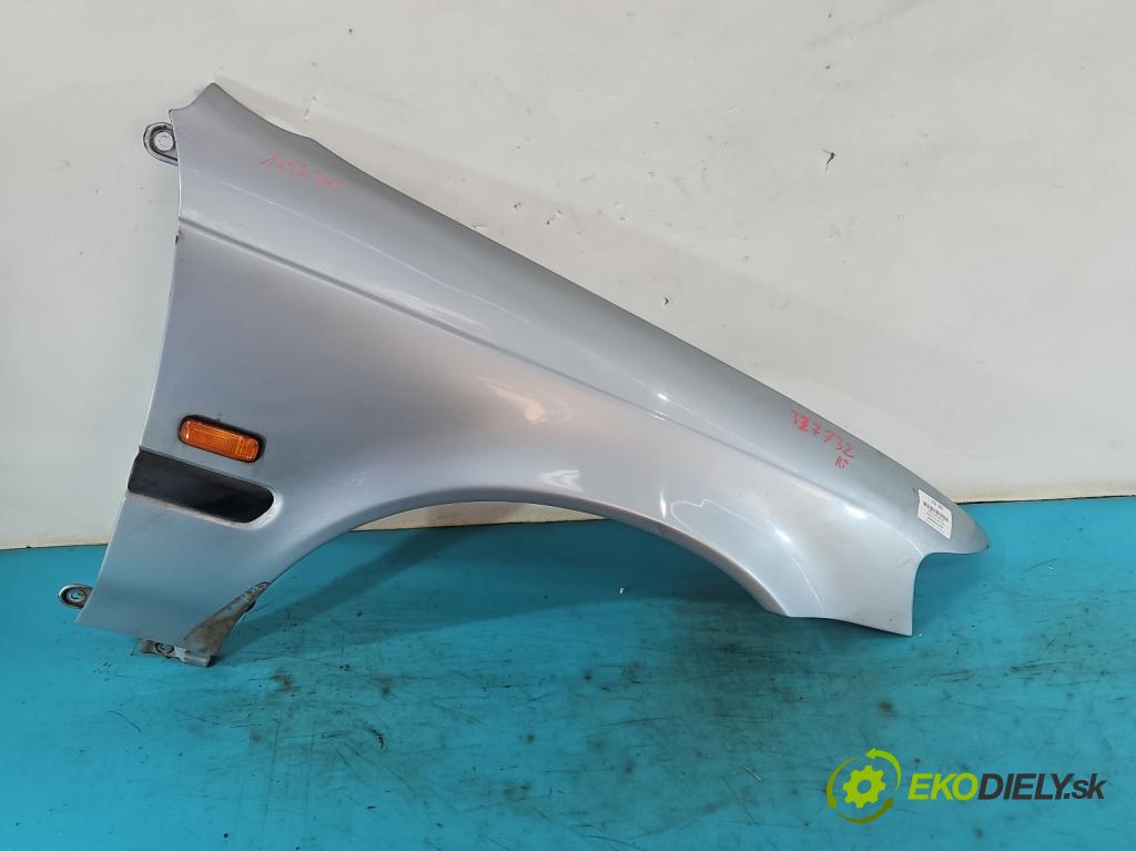 Honda Civic VI 1995-2001 1.4 16V 90 hp  66 kW 1396 cm3 5- blatnik přední pravý  (Ostatné)