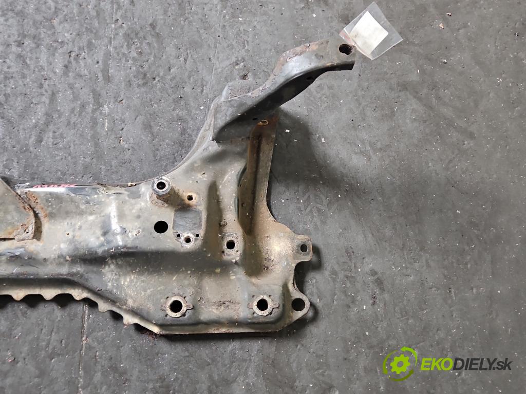Ford Focus Mk1 1998-2004 1.8 tdci 101 HP manual 74 kW 1753 cm3 5- výstuha motora